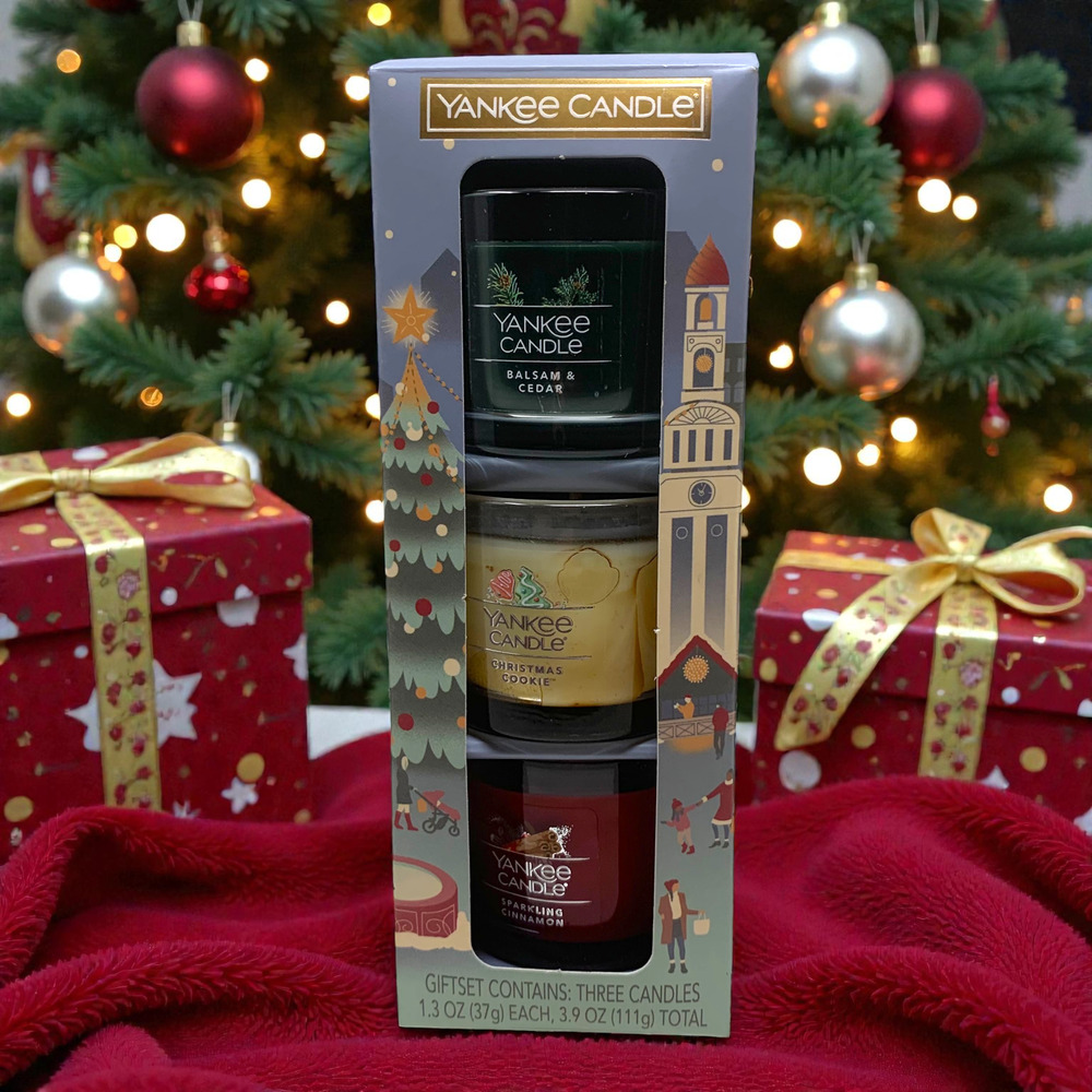 NEW Yankee Candle Christmas Classics Mini Jar Candle Gift Set 3 Holiday Scents